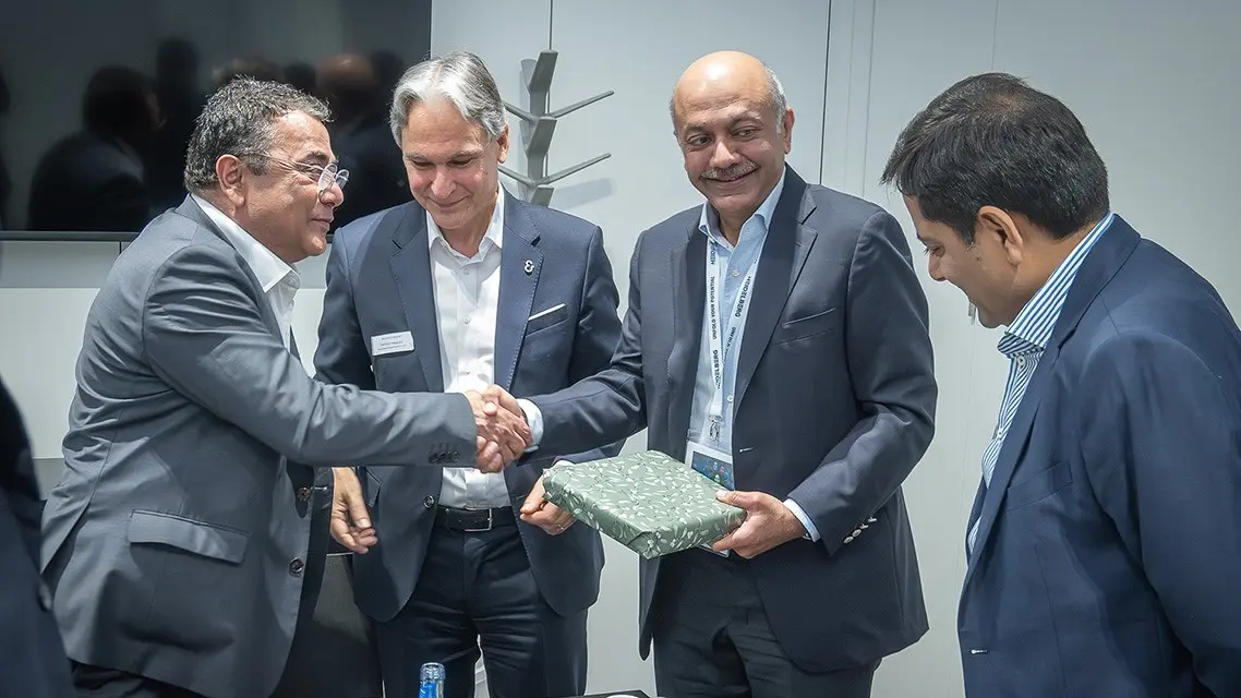 Foto 1: Club der 100er